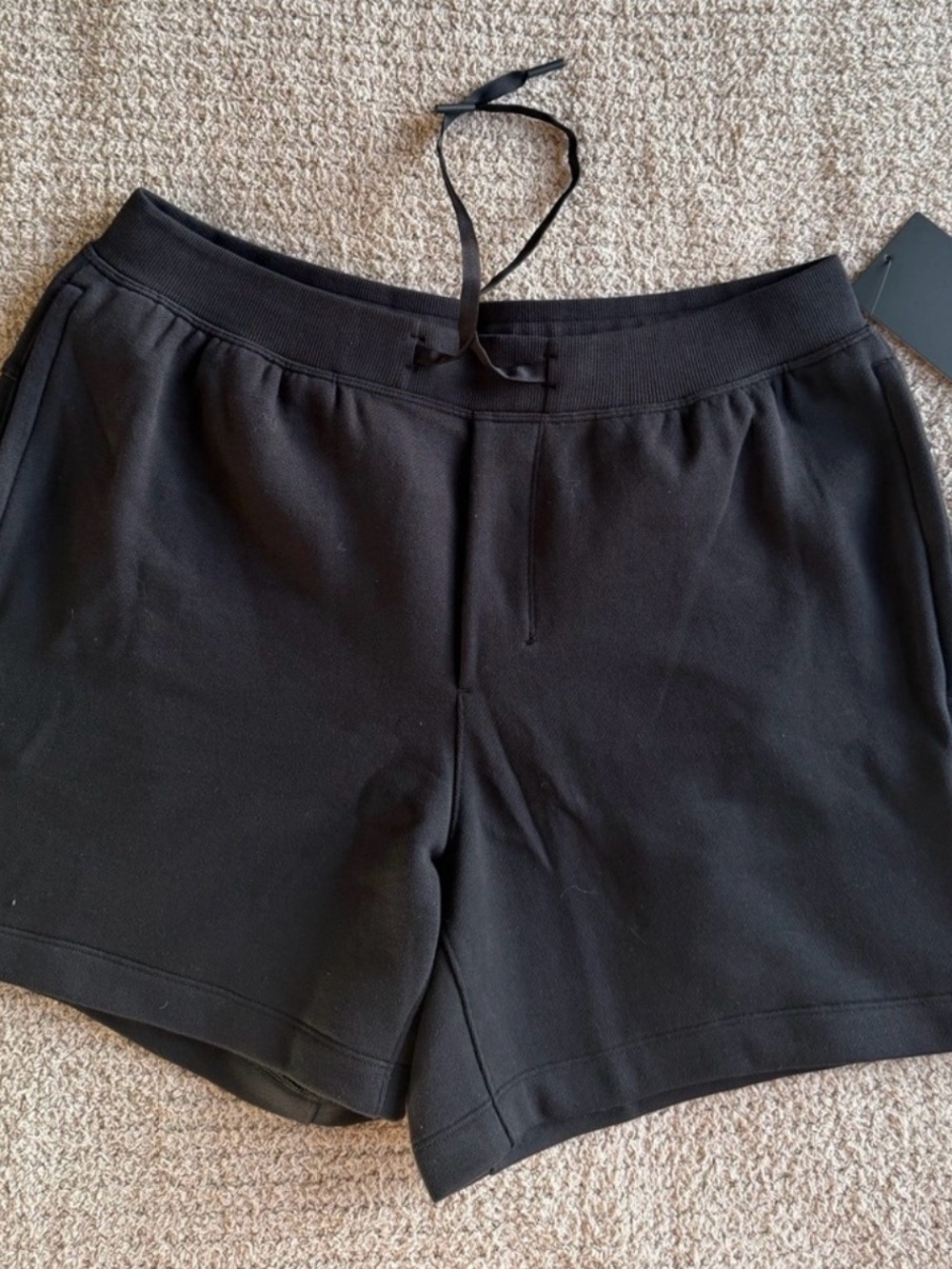 lululemon athletica Black Men's
Athletic Shorts